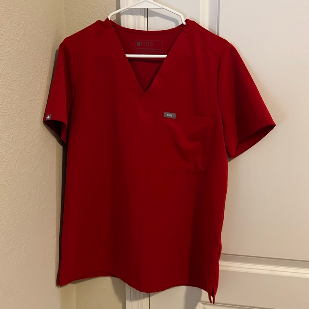 Figs Scrub Top Red Size M